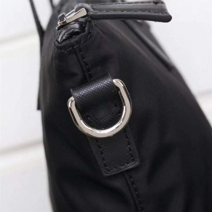 Picture of Prada Mens Bags _SKUfw167293499fw